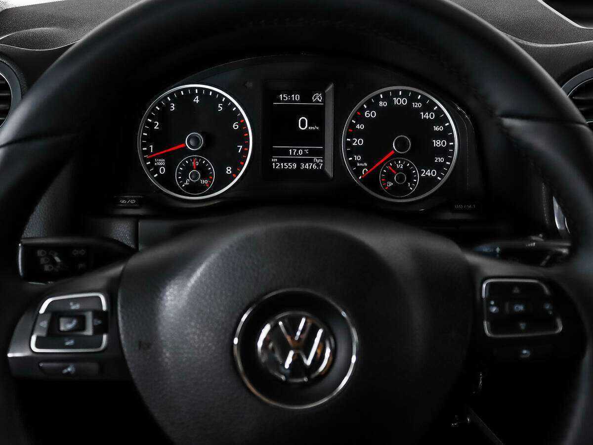 Volkswagen Tiguan б/у, 2014, Роботизированная. Фото: #15