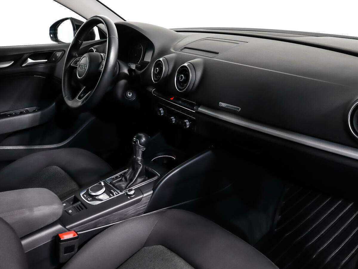 Audi A3 б/у, 2019, Роботизированная. Фото: #10