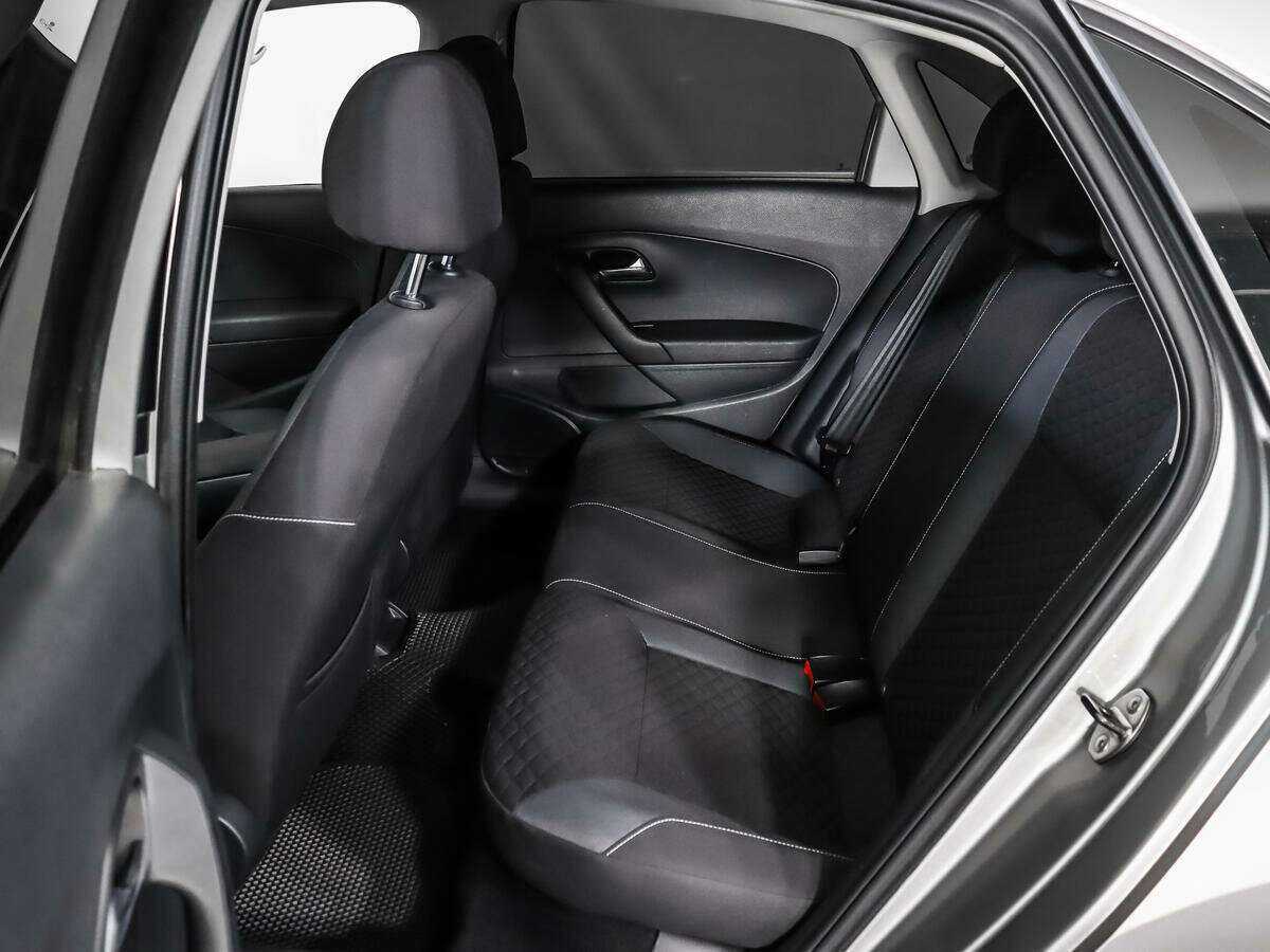 Volkswagen Polo б/у, 2018, Механическая. Фото: #9