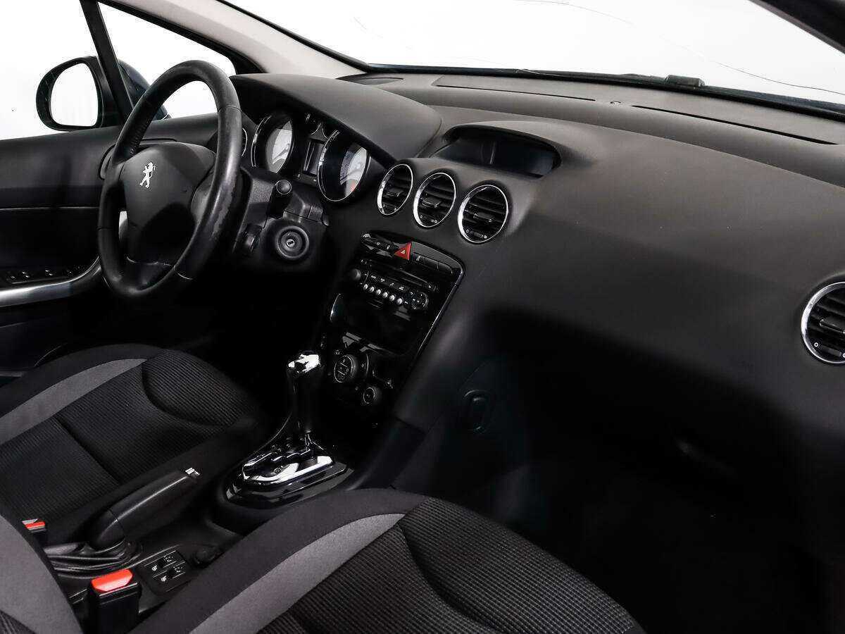 Peugeot 408 б/у, 2014, Автоматическая. Фото: #10