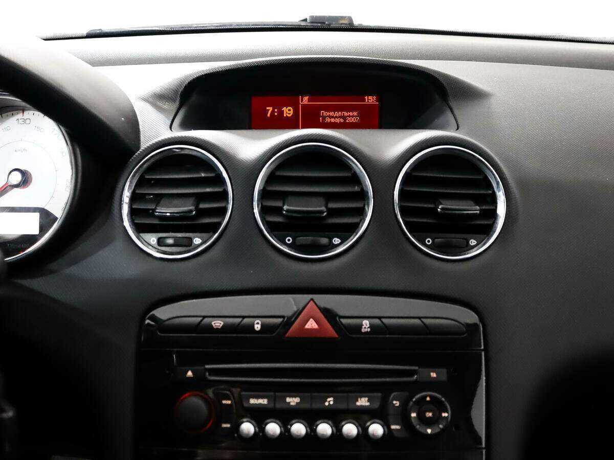 Peugeot 408 б/у, 2014, Автоматическая. Фото: #12