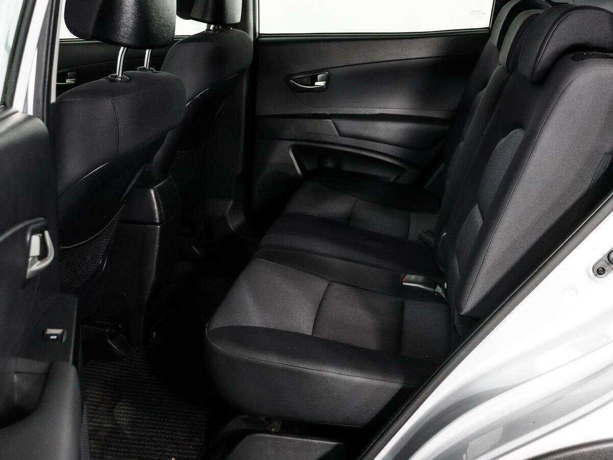 Сан-Ён Актион б/у, 2012, Механическая. Фото: #7