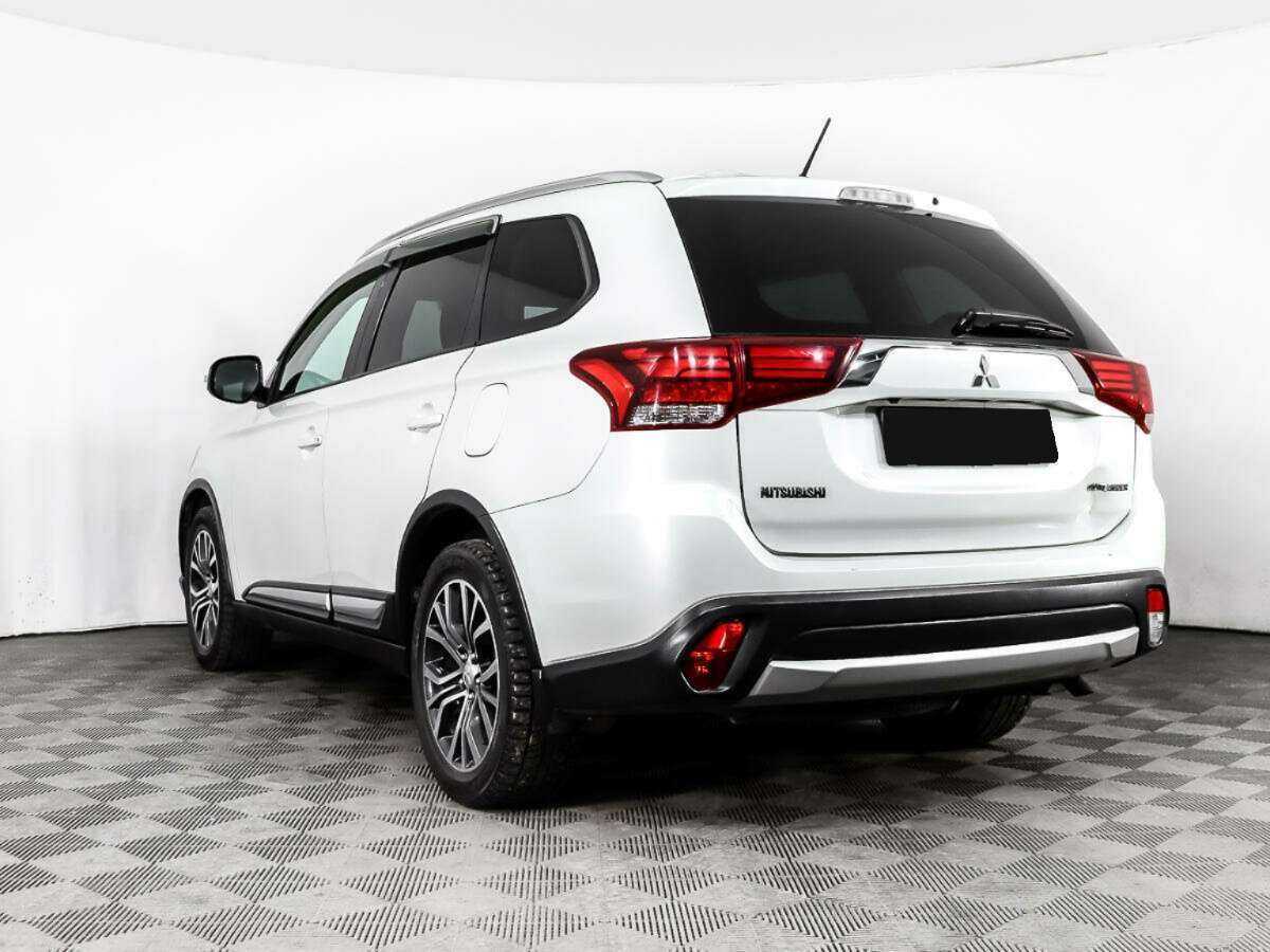 Mitsubishi Outlander б/у, 2016, Вариатор. Фото: #6
