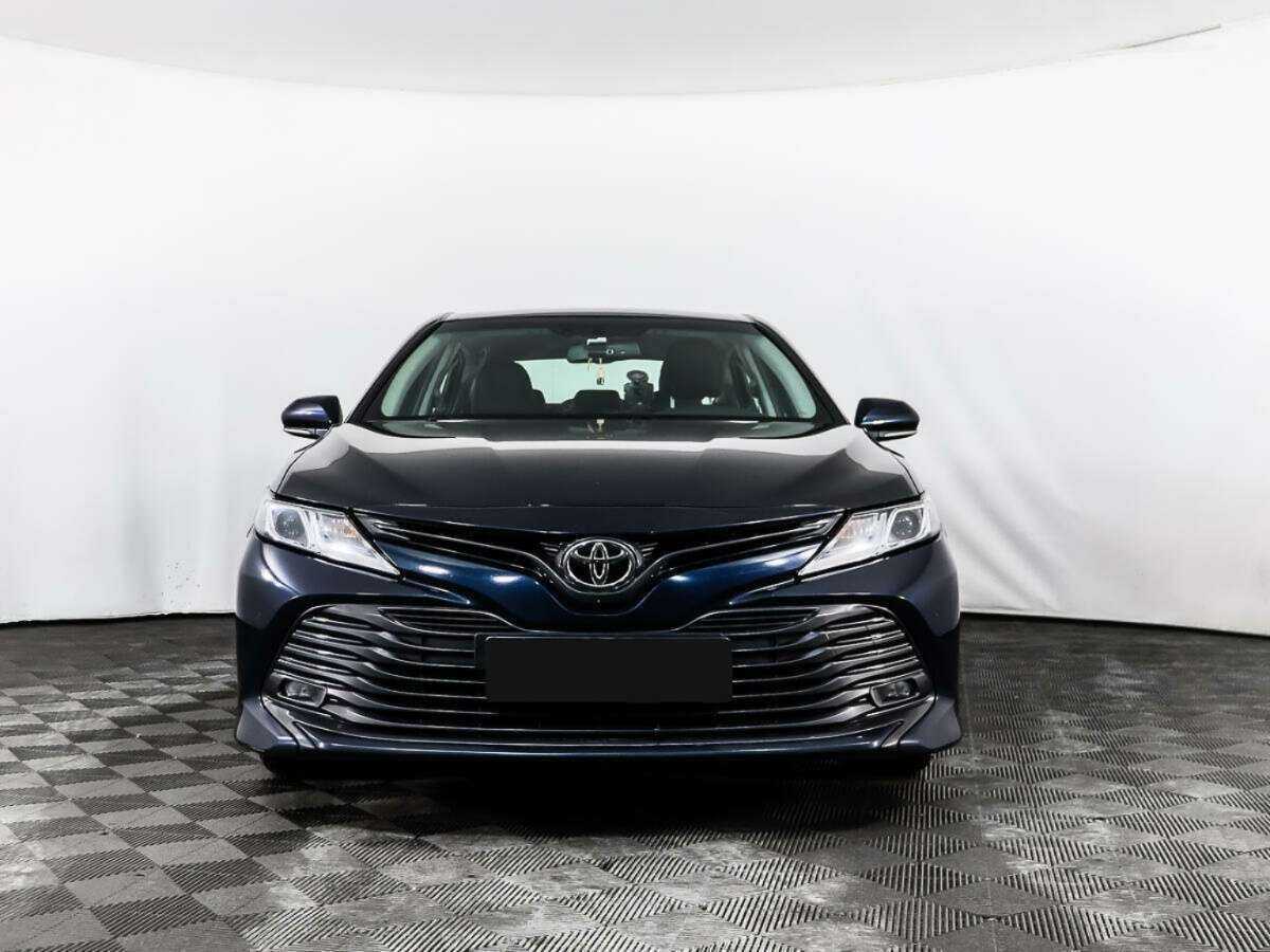 Toyota Camry б/у, 2020, Автоматическая. Фото: #1