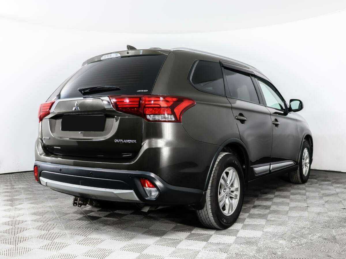 Mitsubishi Outlander б/у, 2018, Вариатор. Фото: #4