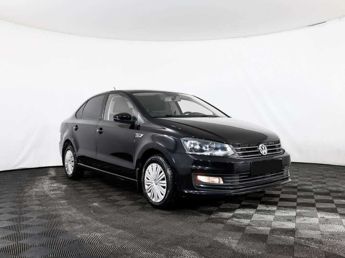 Volkswagen Polo б/у, 2016, Автоматическая. Фото: #2