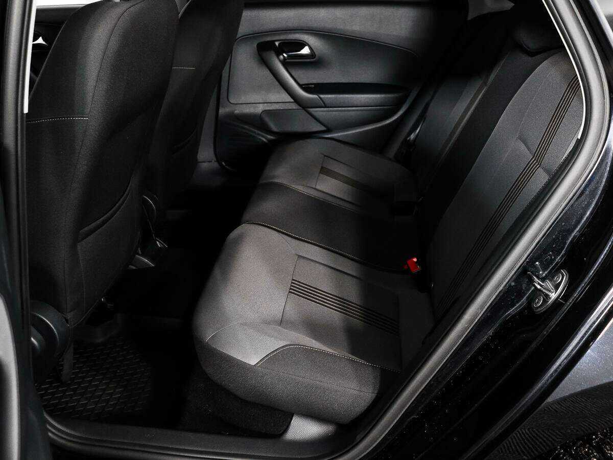 Volkswagen Polo б/у, 2016, Автоматическая. Фото: #9