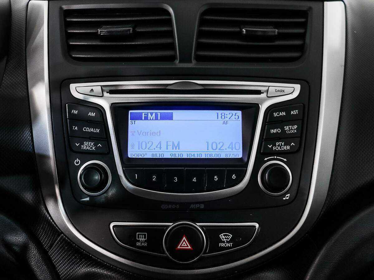 Hyundai Solaris б/у, 2014, Автоматическая. Фото: #11