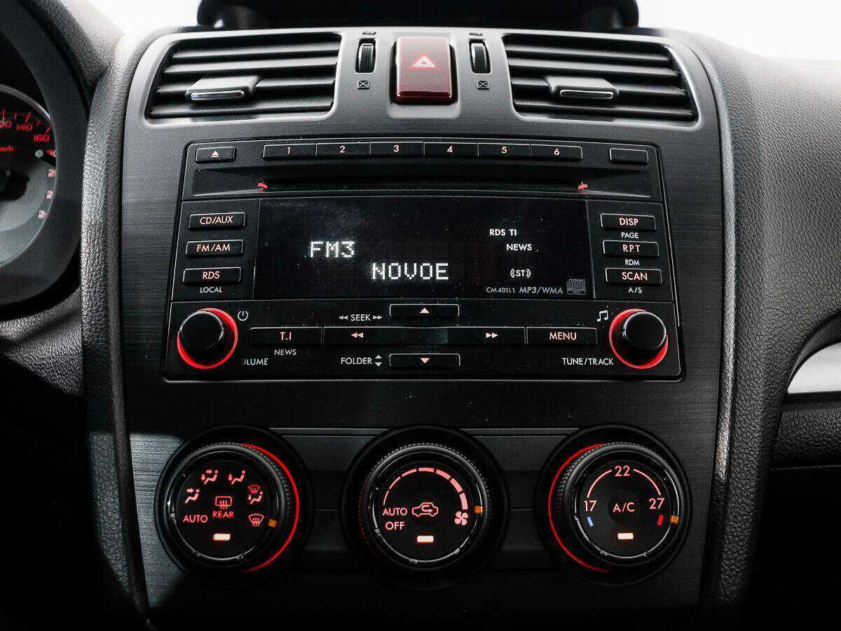 Subaru Impreza б/у, 2012, Механическая. Фото: #15