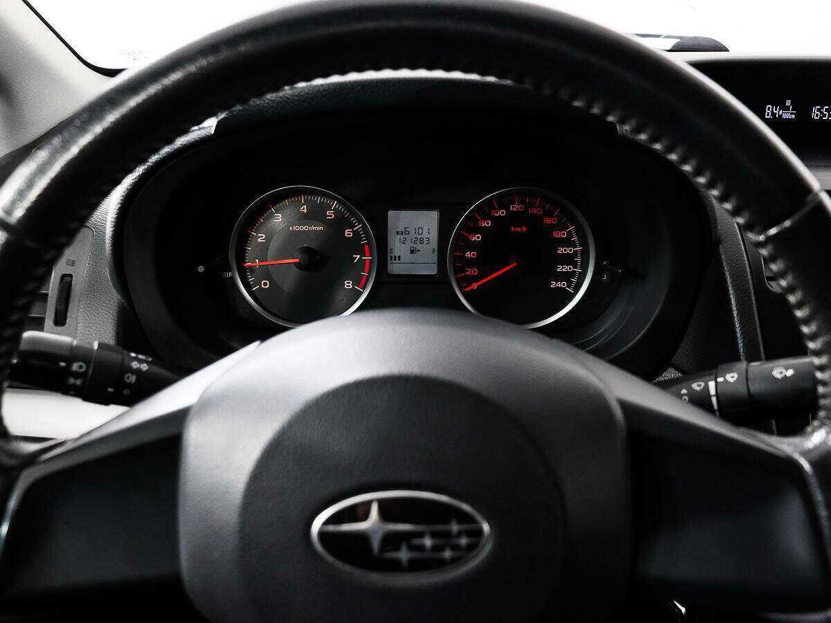 Subaru Impreza б/у, 2012, Механическая. Фото: #16