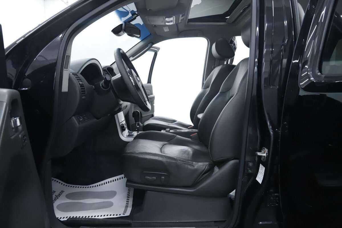 Nissan Pathfinder б/у, 2014, Автоматическая. Фото: #5