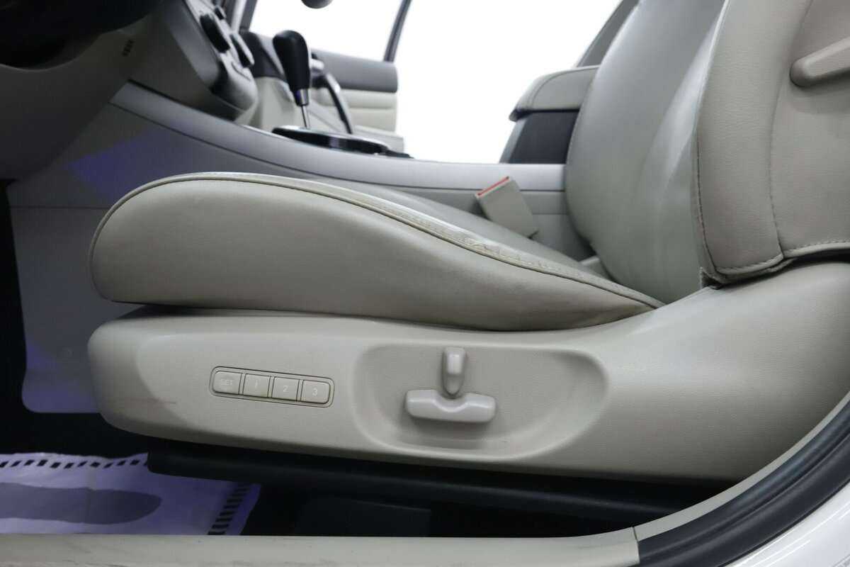 Mazda CX-7 б/у, 2012, Автоматическая. Фото: #7