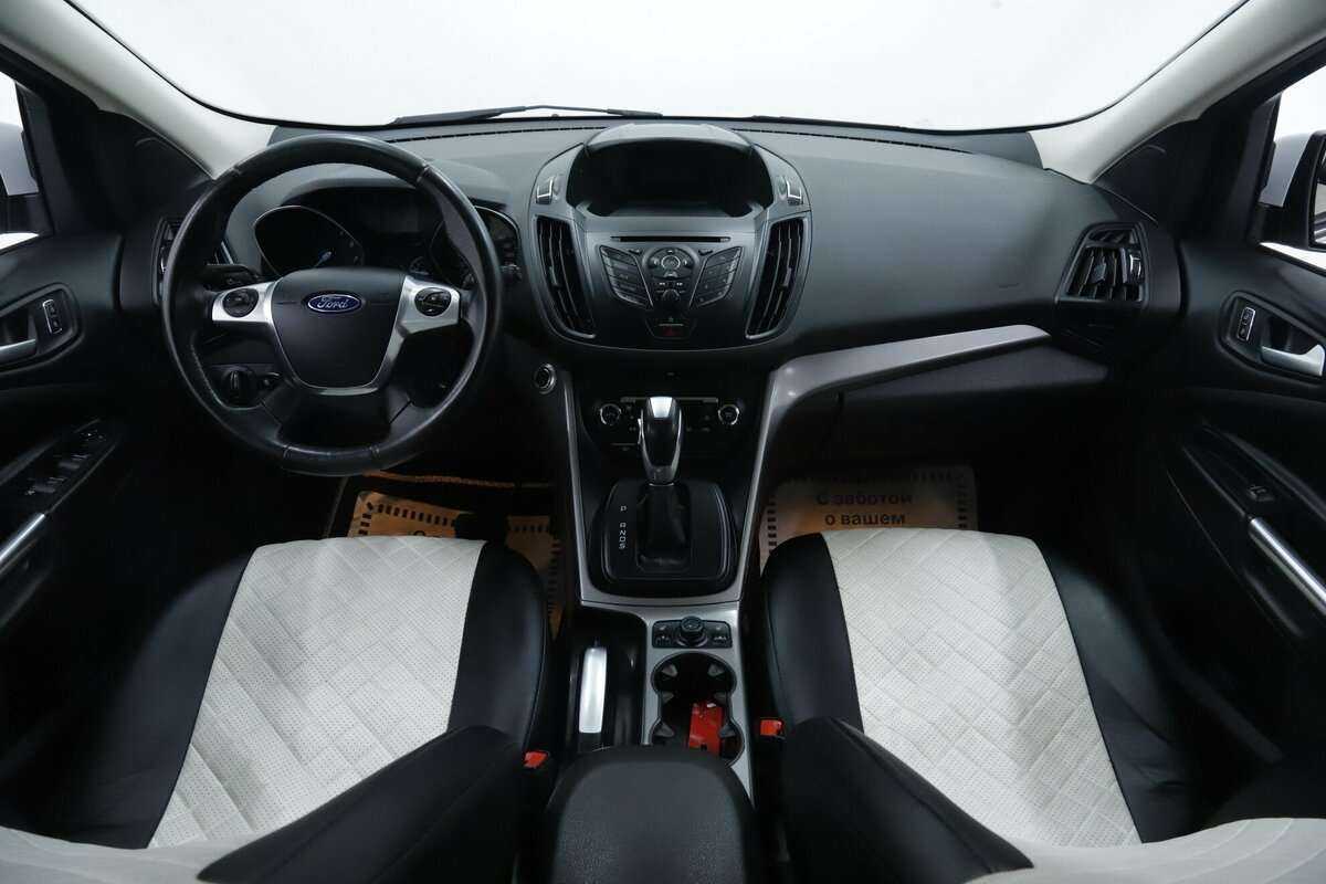 Ford Kuga б/у, 2016, Автоматическая. Фото: #8