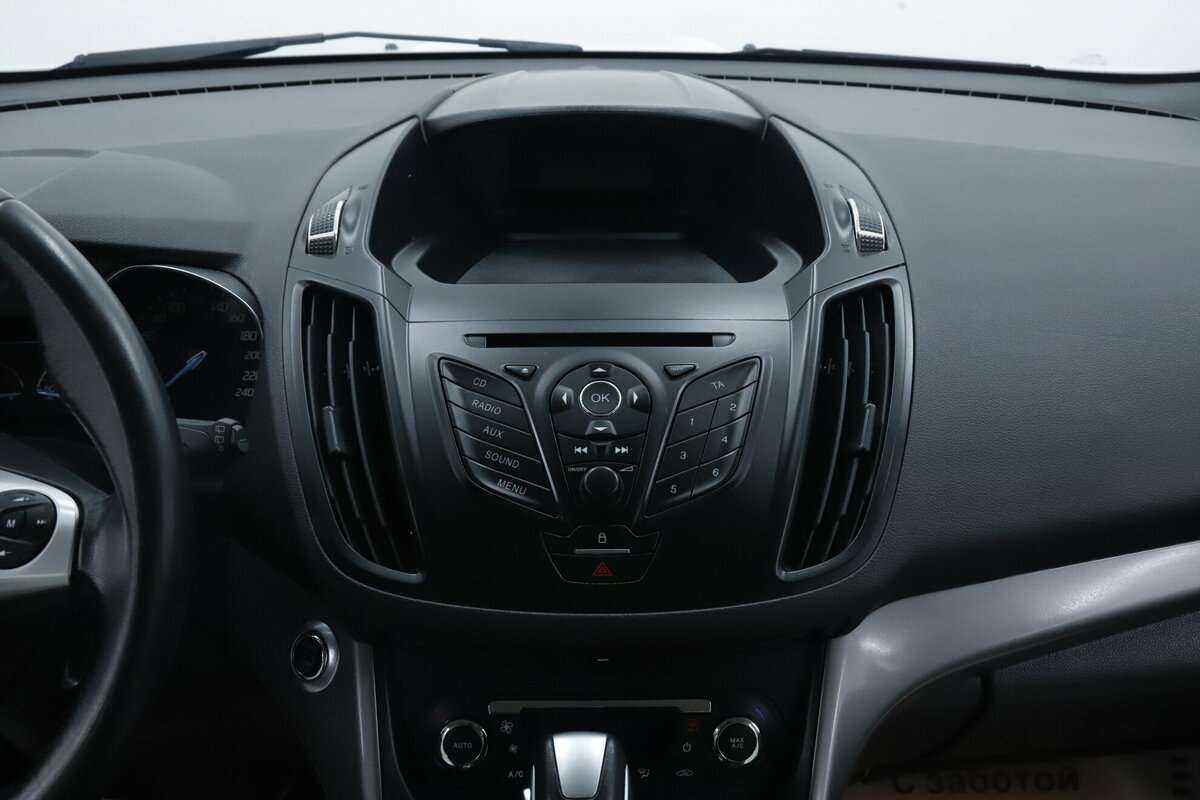 Ford Kuga б/у, 2016, Автоматическая. Фото: #11