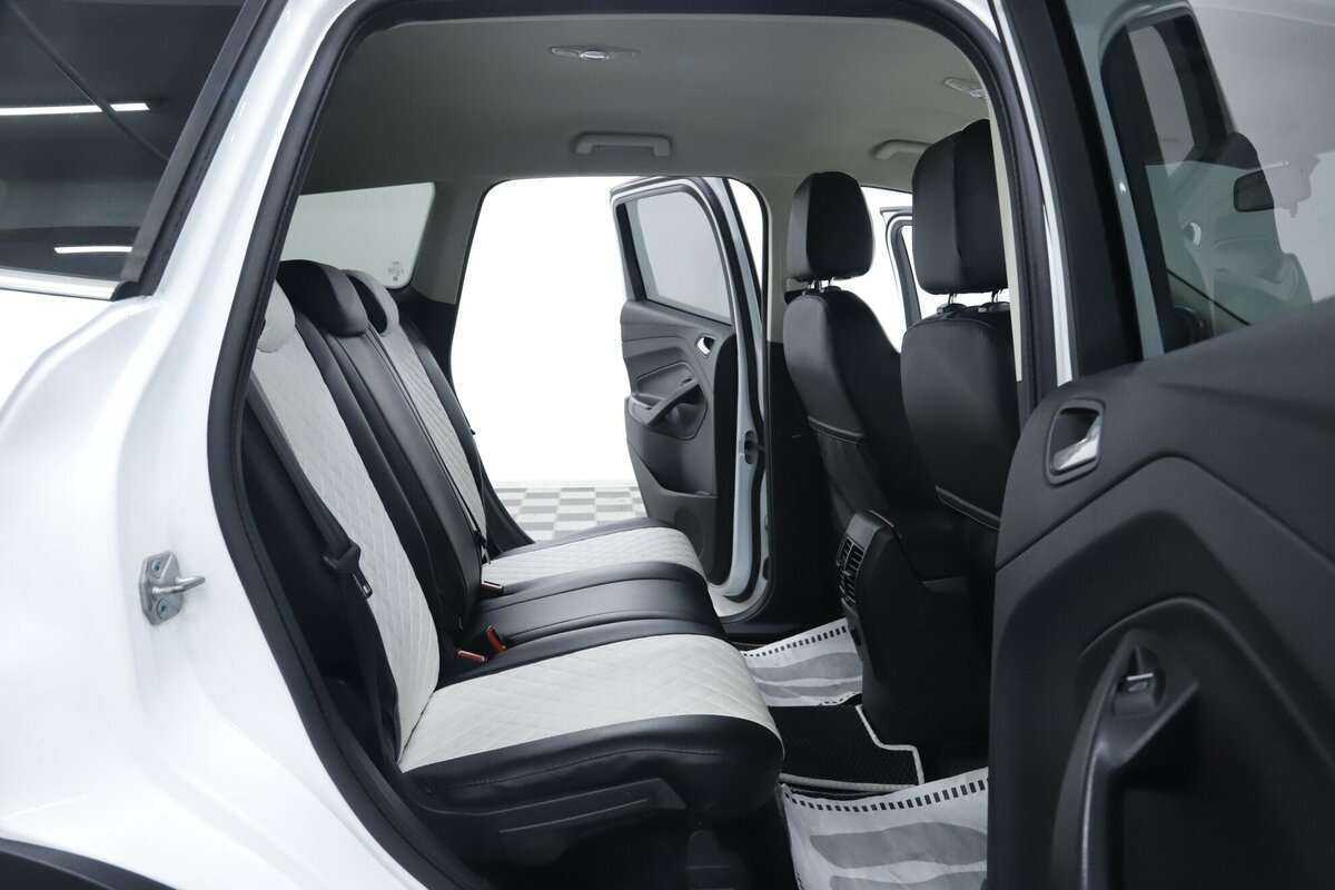 Ford Kuga б/у, 2016, Автоматическая. Фото: #16