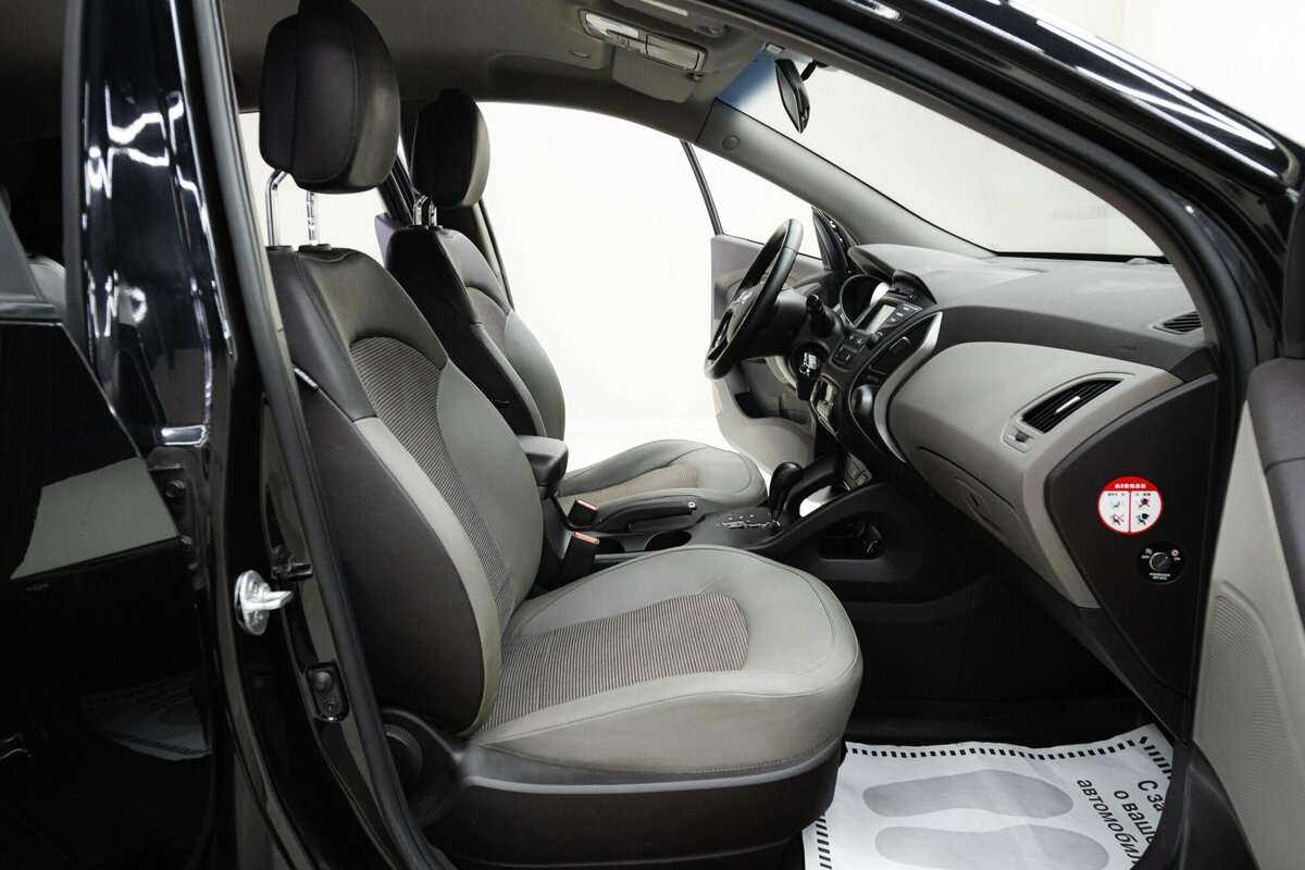 Hyundai ix35 б/у, 2014, Автоматическая. Фото: #12