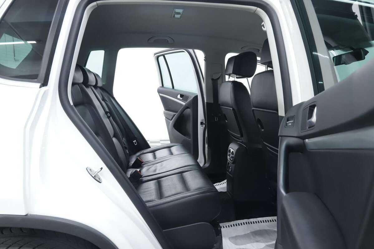 Volkswagen Tiguan б/у, 2015, Автоматическая. Фото: #17