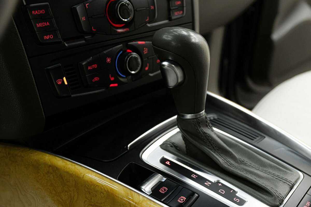 Audi Q5 б/у, 2012, Роботизированная. Фото: #12