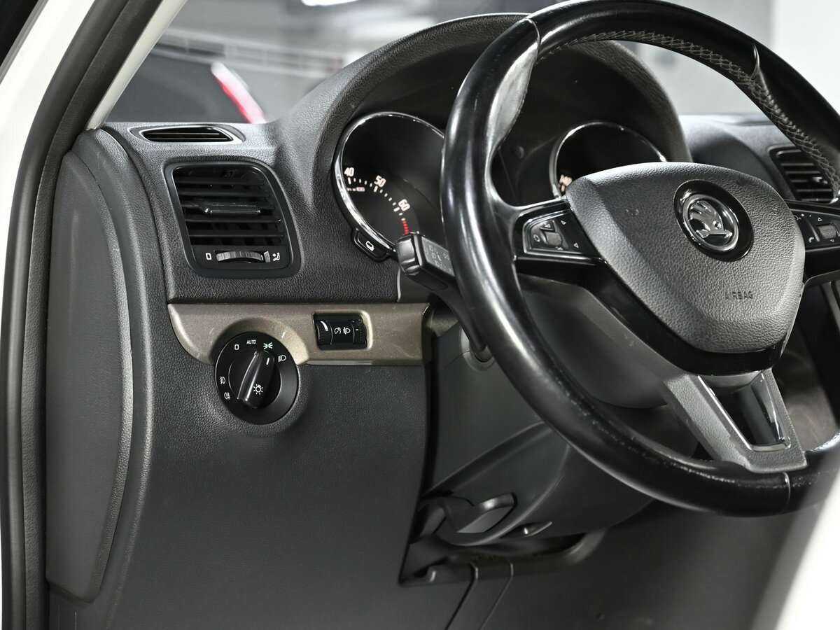 Skoda Yeti б/у, 2014, Роботизированная. Фото: #4