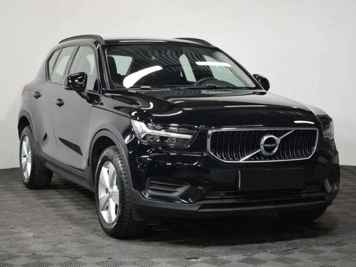 Volvo XC40 б/у, 2019, Автоматическая. Фото: #1