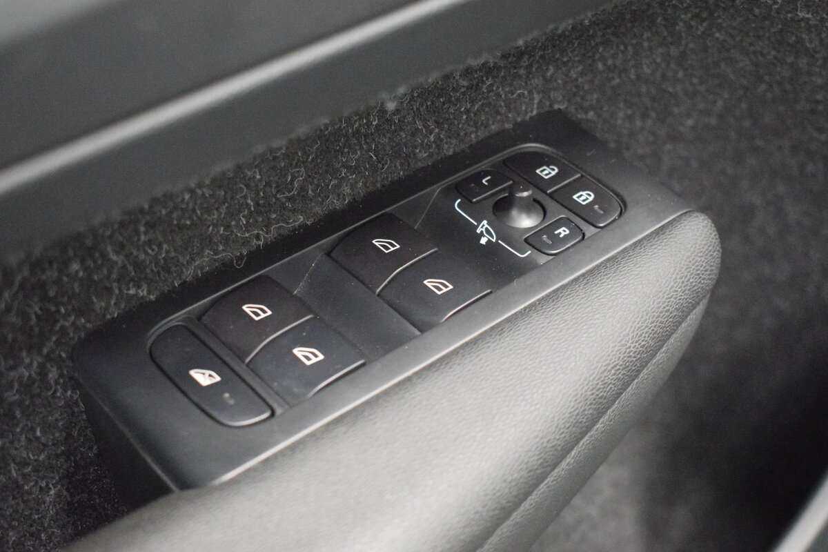 Volvo XC40 б/у, 2019, Автоматическая. Фото: #8