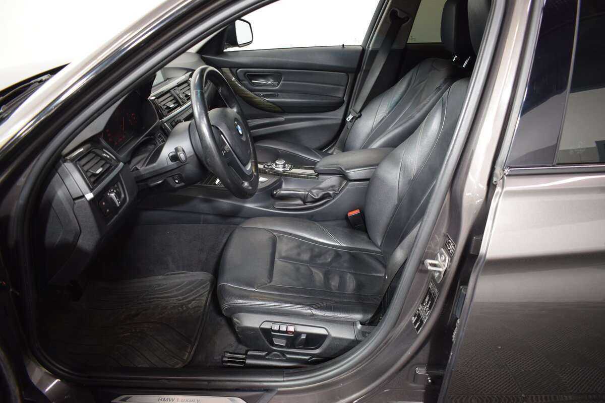 BMW 3 серии б/у, 2012, Автоматическая. Фото: #8