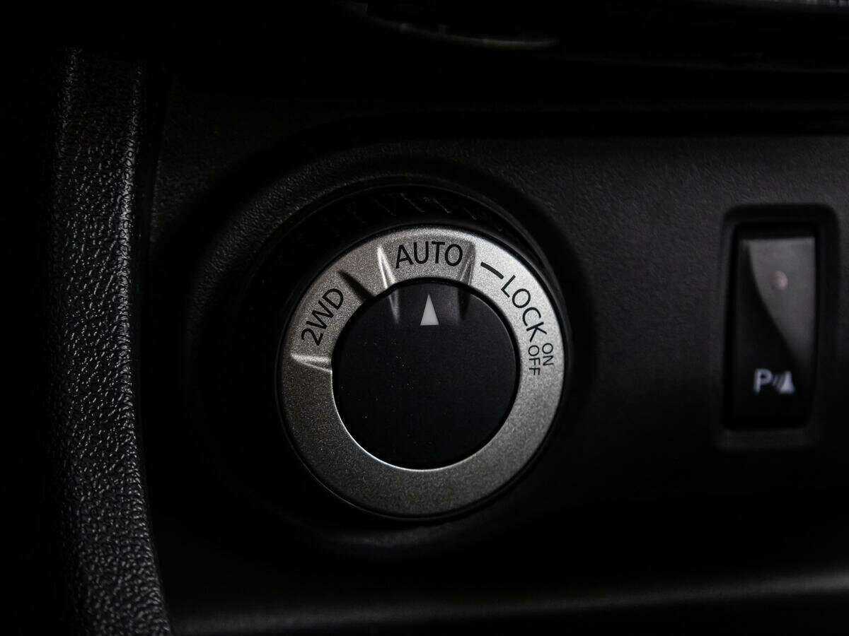 Ниссан Террано б/у, 2018, Автоматическая. Фото: #14