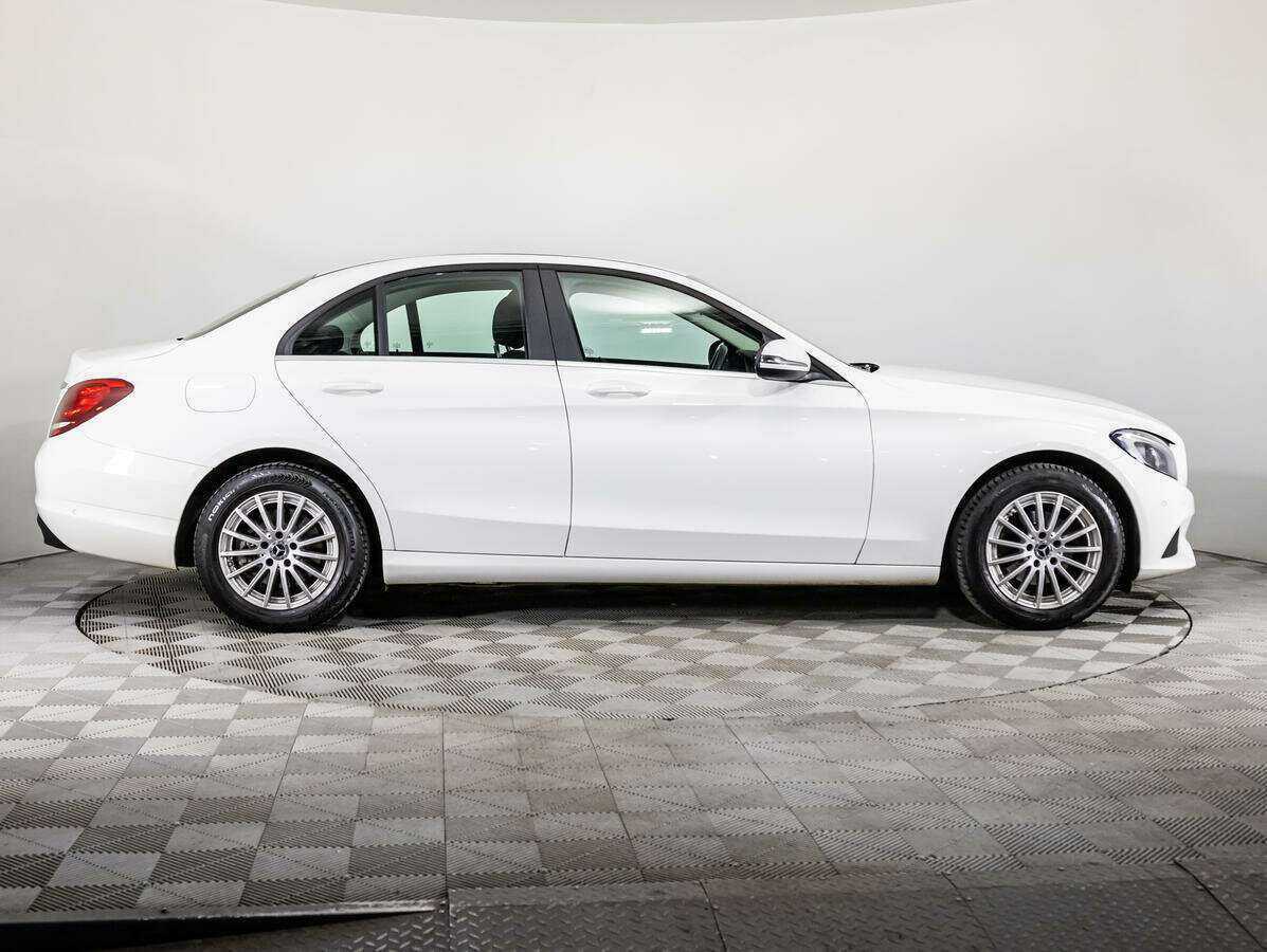 Mercedes-Benz C-Класс б/у, 2017, Автоматическая. Фото: #3