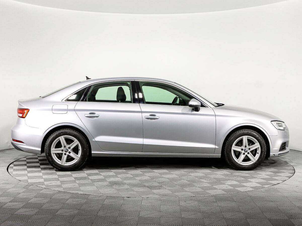 Audi A3 б/у, 2019, Роботизированная. Фото: #3