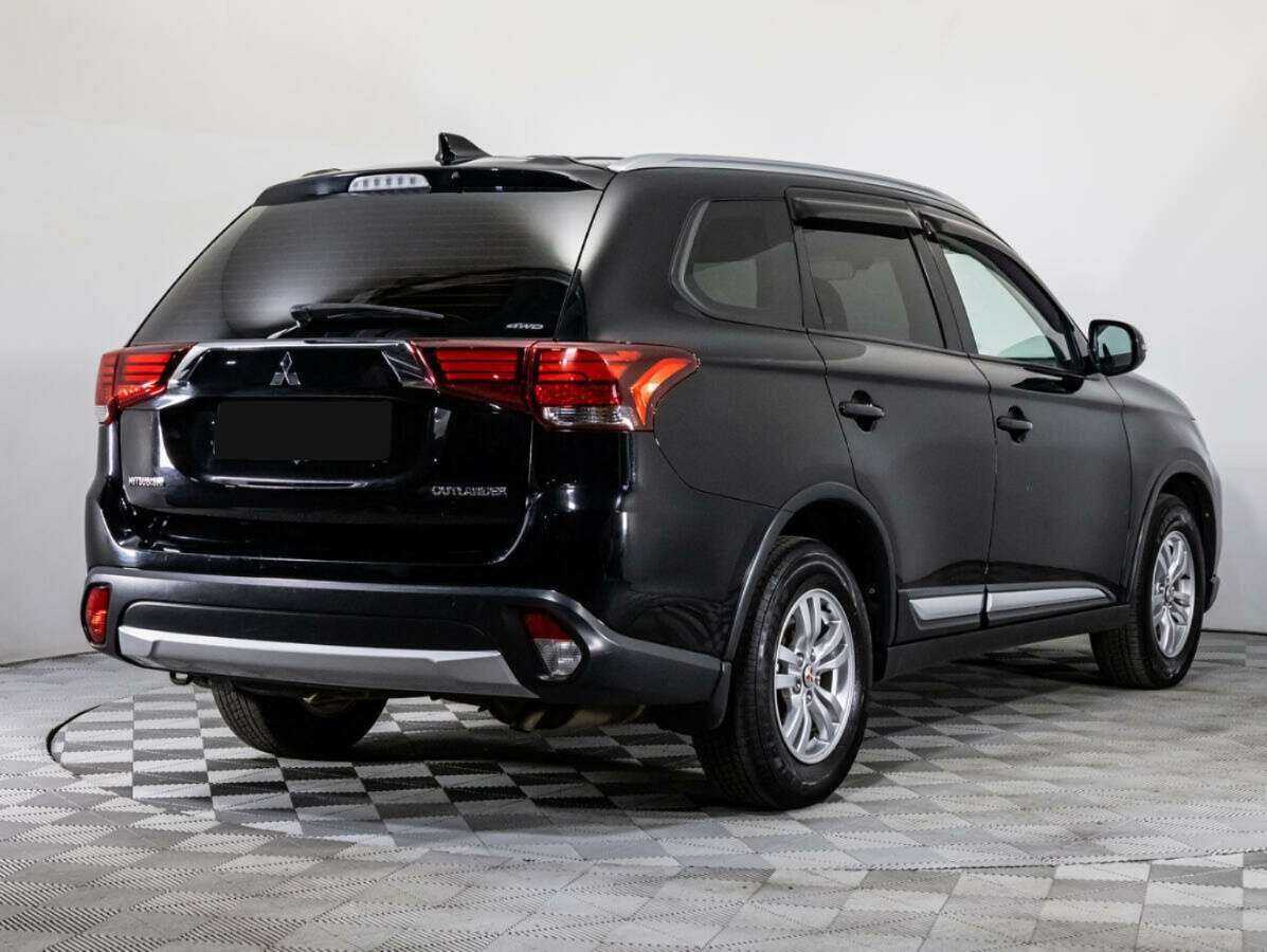 Mitsubishi Outlander б/у, 2017, Вариатор. Фото: #3