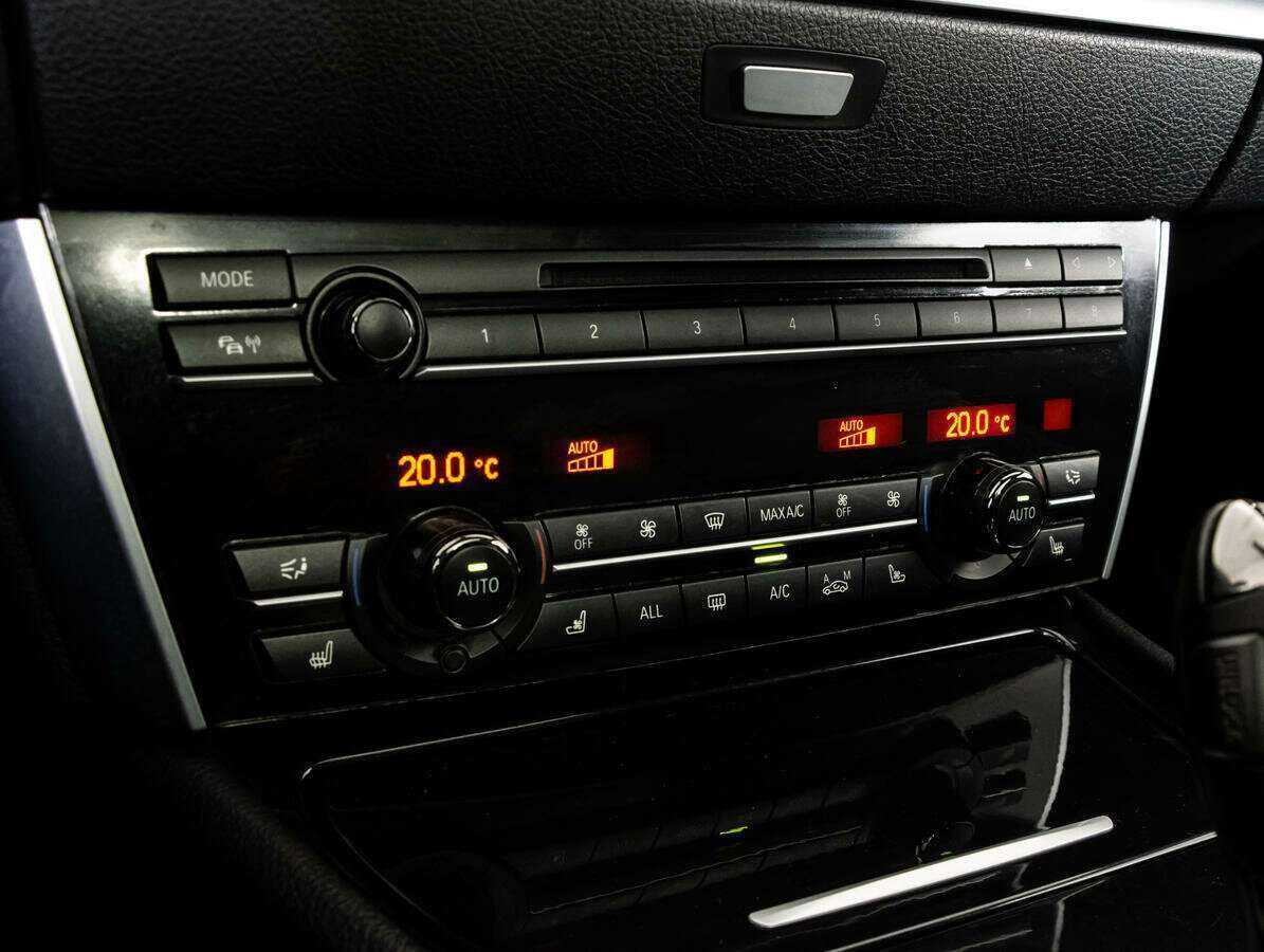 BMW 5 серии б/у, 2012, Автоматическая. Фото: #17