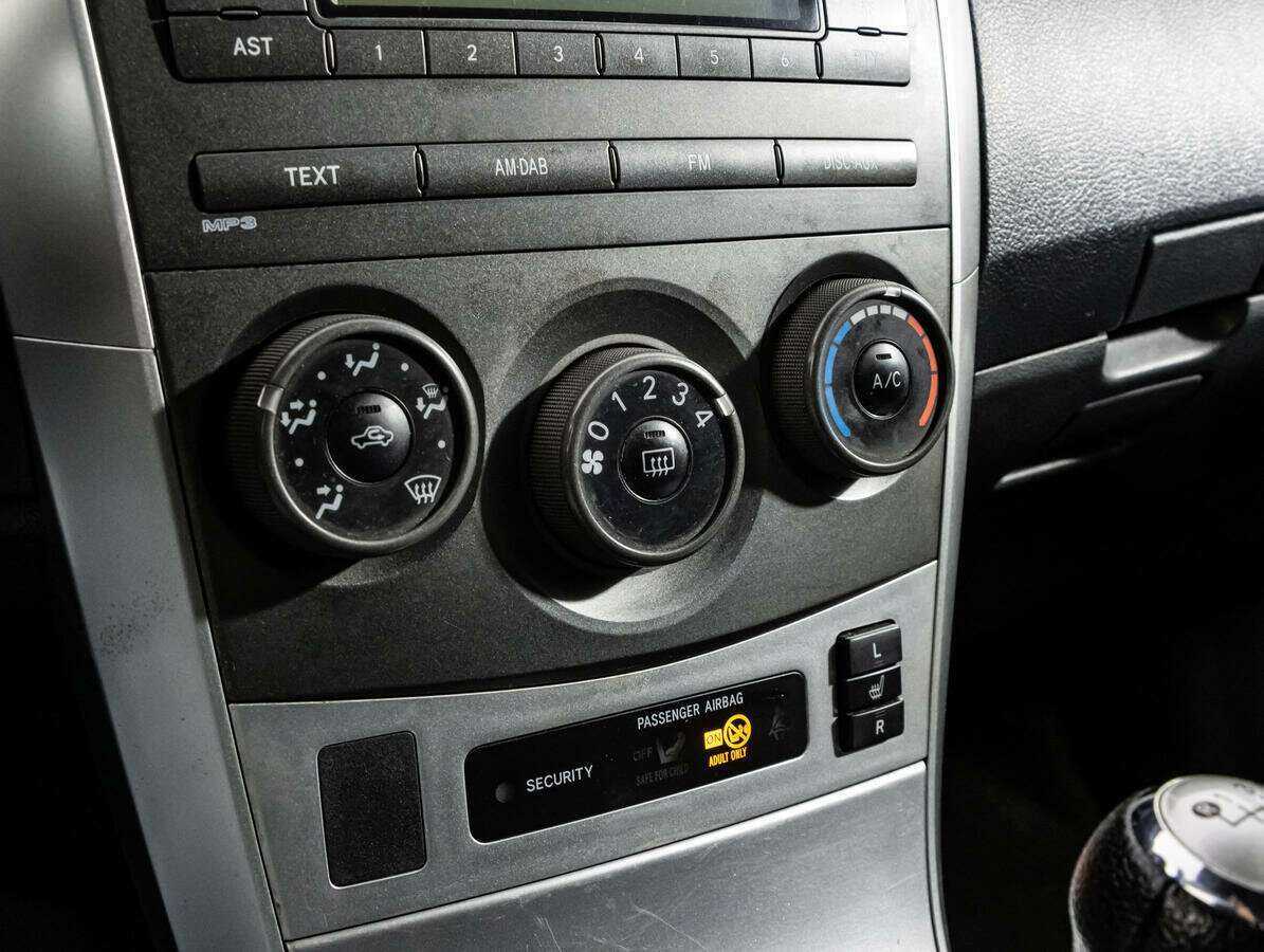 Тойота Королла б/у, 2012, Механическая. Фото: #13