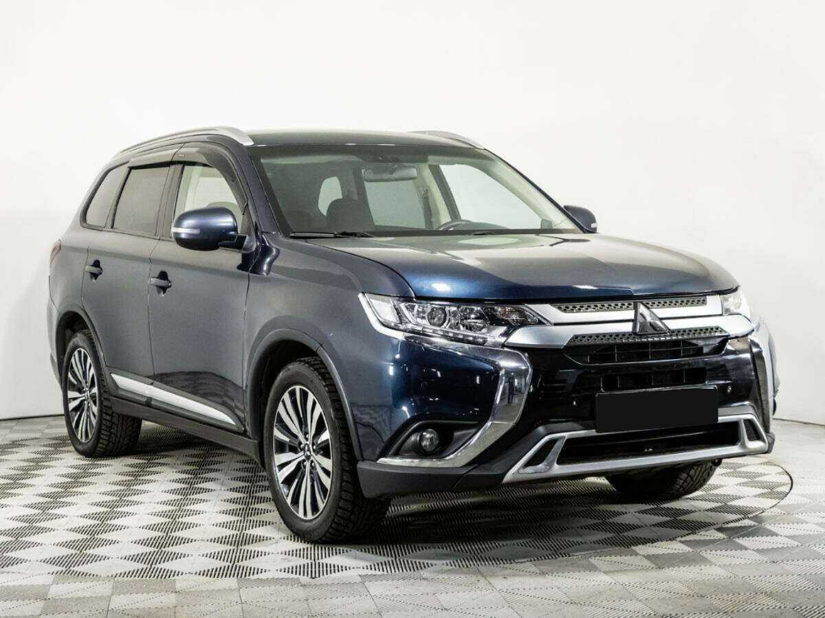 Mitsubishi Outlander б/у, 2019, Вариатор. Фото: #2