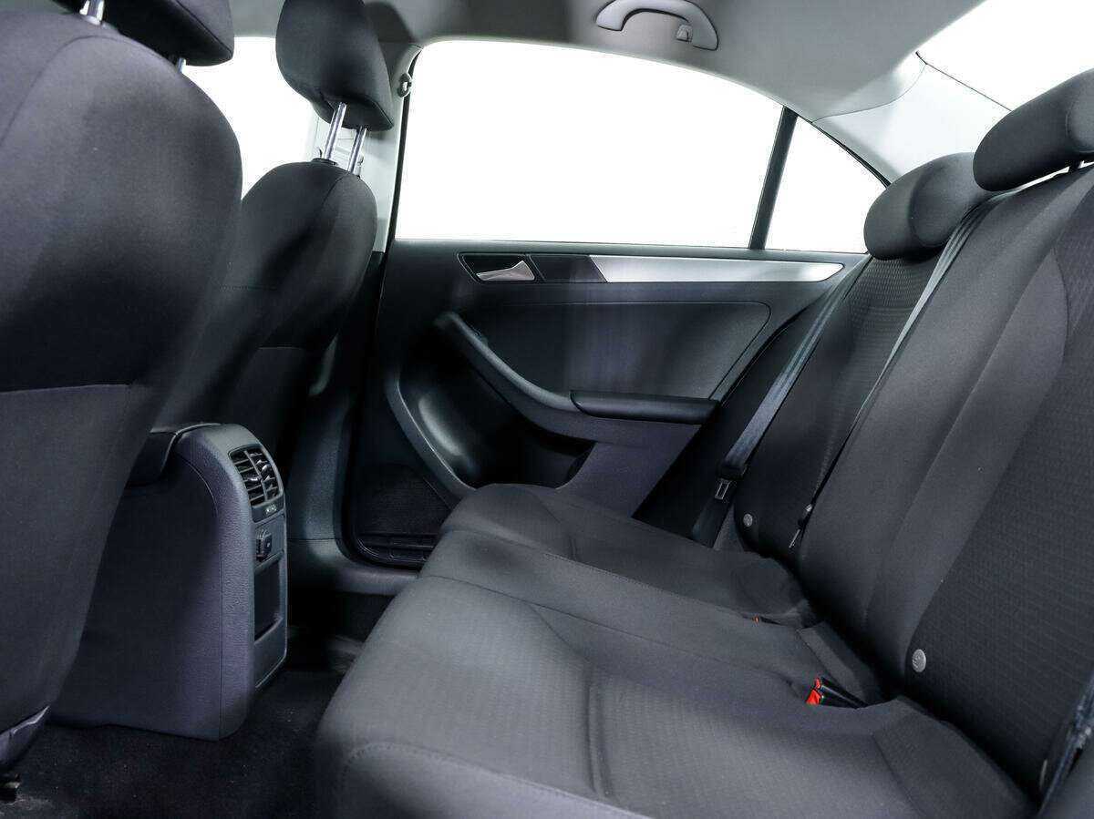 Фольксваген Джетта б/у, 2015, Автоматическая. Фото: #10