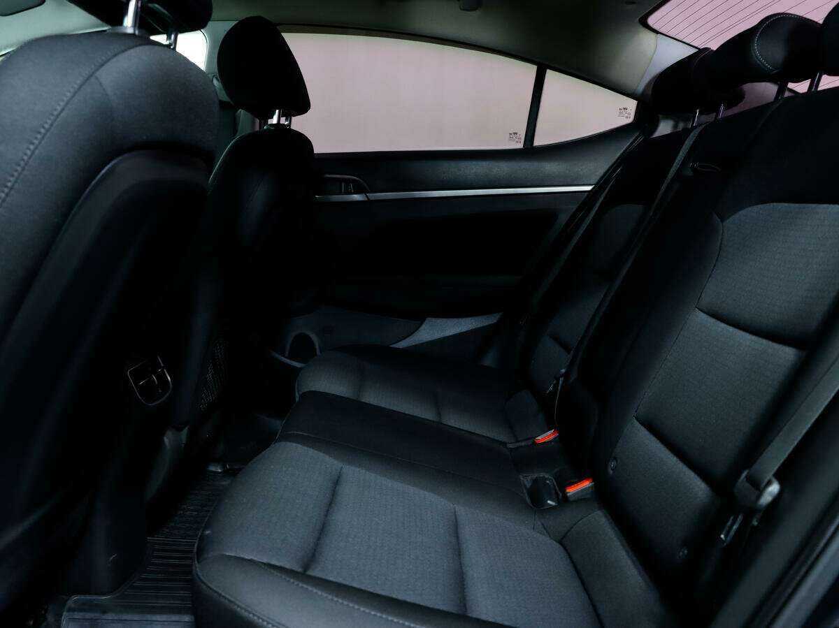 Хендай Елантра б/у, 2017, Автоматическая. Фото: #10