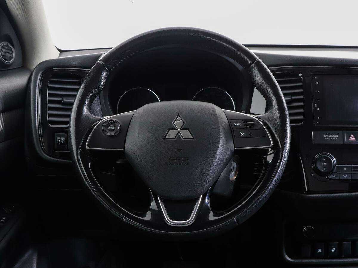 Mitsubishi Outlander б/у, 2018, Вариатор. Фото: #9
