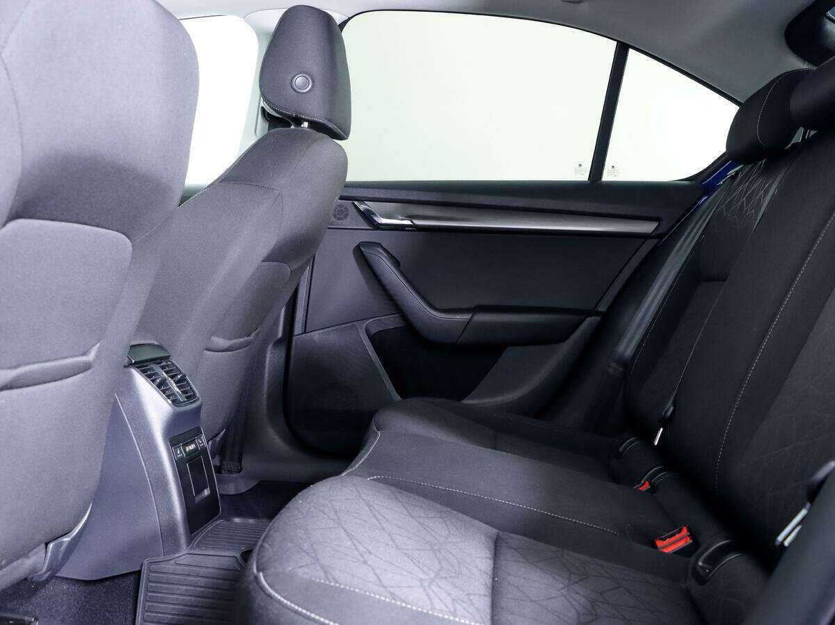 Шкода Октавия б/у, 2020, Роботизированная. Фото: #10