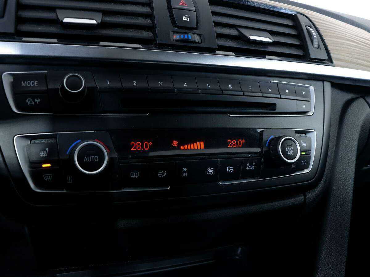 BMW 3 серии б/у, 2014, Автоматическая. Фото: #11