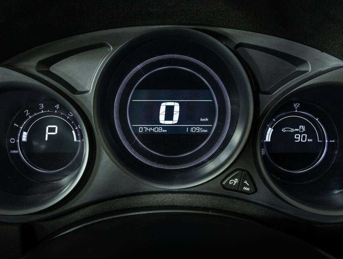 Ситроен Ц4 б/у, 2016, Автоматическая. Фото: #9