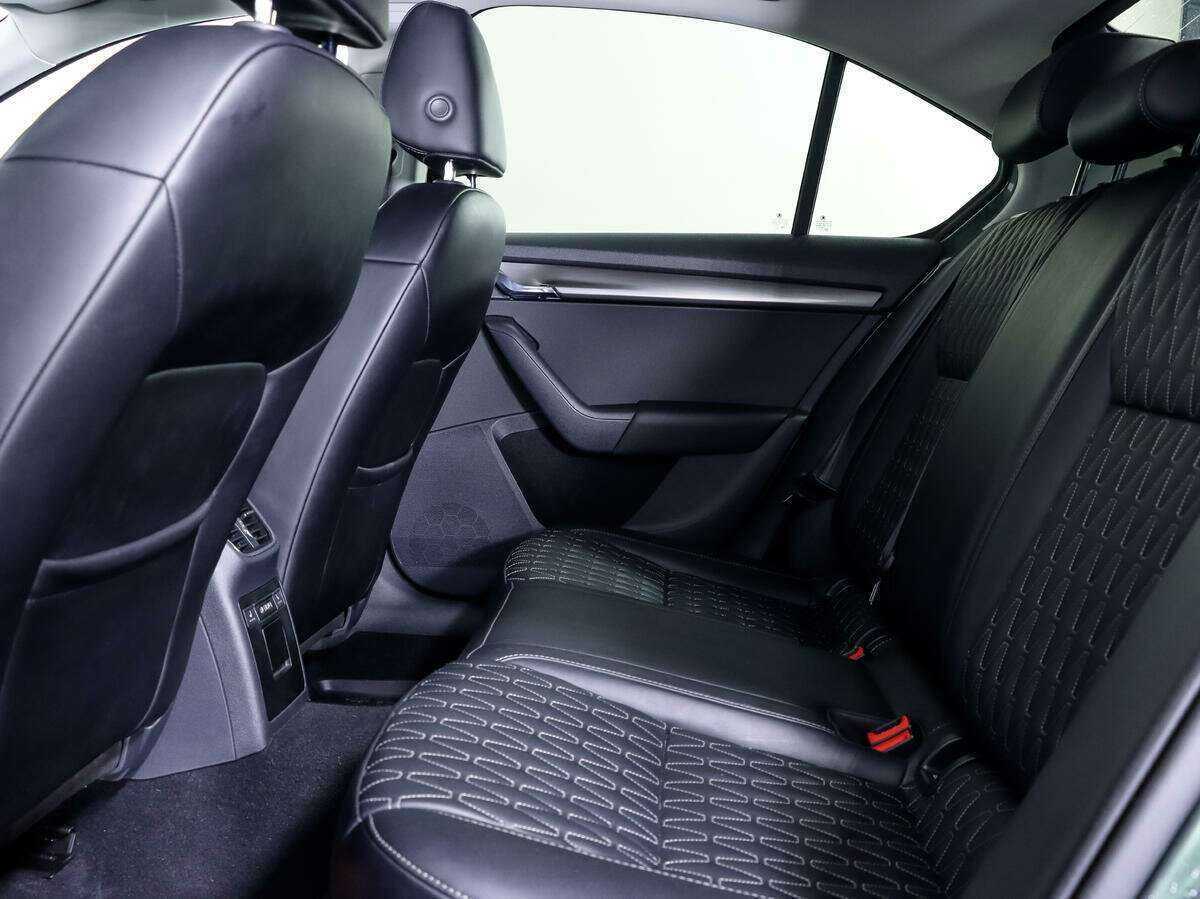 Шкода Октавия б/у, 2019, Роботизированная. Фото: #10