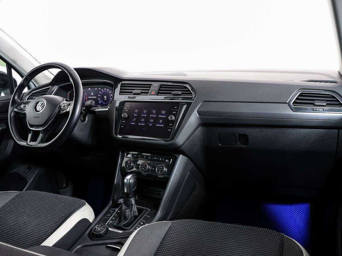 Volkswagen Tiguan б/у, 2020, Роботизированная. Фото: #6