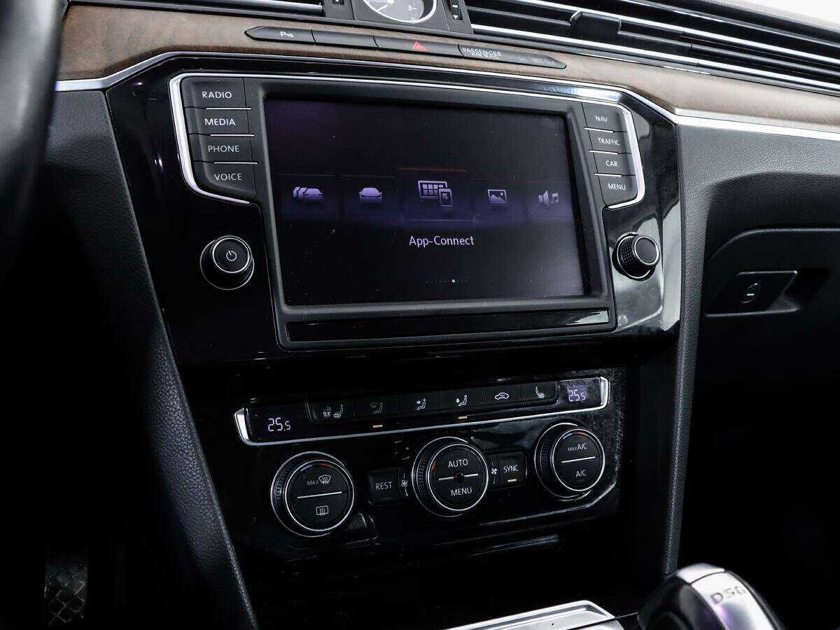 Фольксваген Пассат б/у, 2016, Роботизированная. Фото: #14