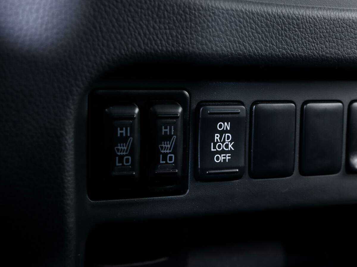 Mitsubishi Pajero Sport б/у, 2018, Механическая. Фото: #14