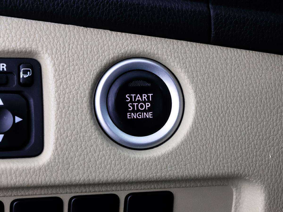 Mitsubishi Pajero Sport б/у, 2017, Автоматическая. Фото: #12