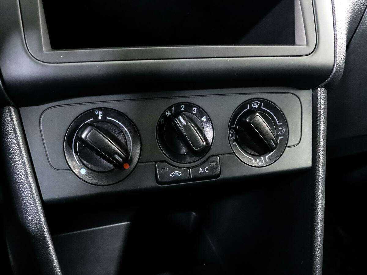 Фольксваген Поло б/у, 2018, Механическая. Фото: #13