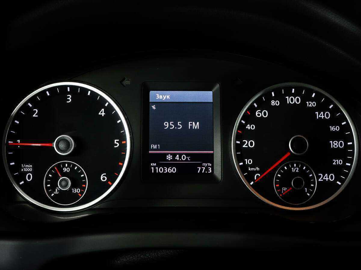 Фольксваген Тигуан б/у, 2012, Автоматическая. Фото: #17