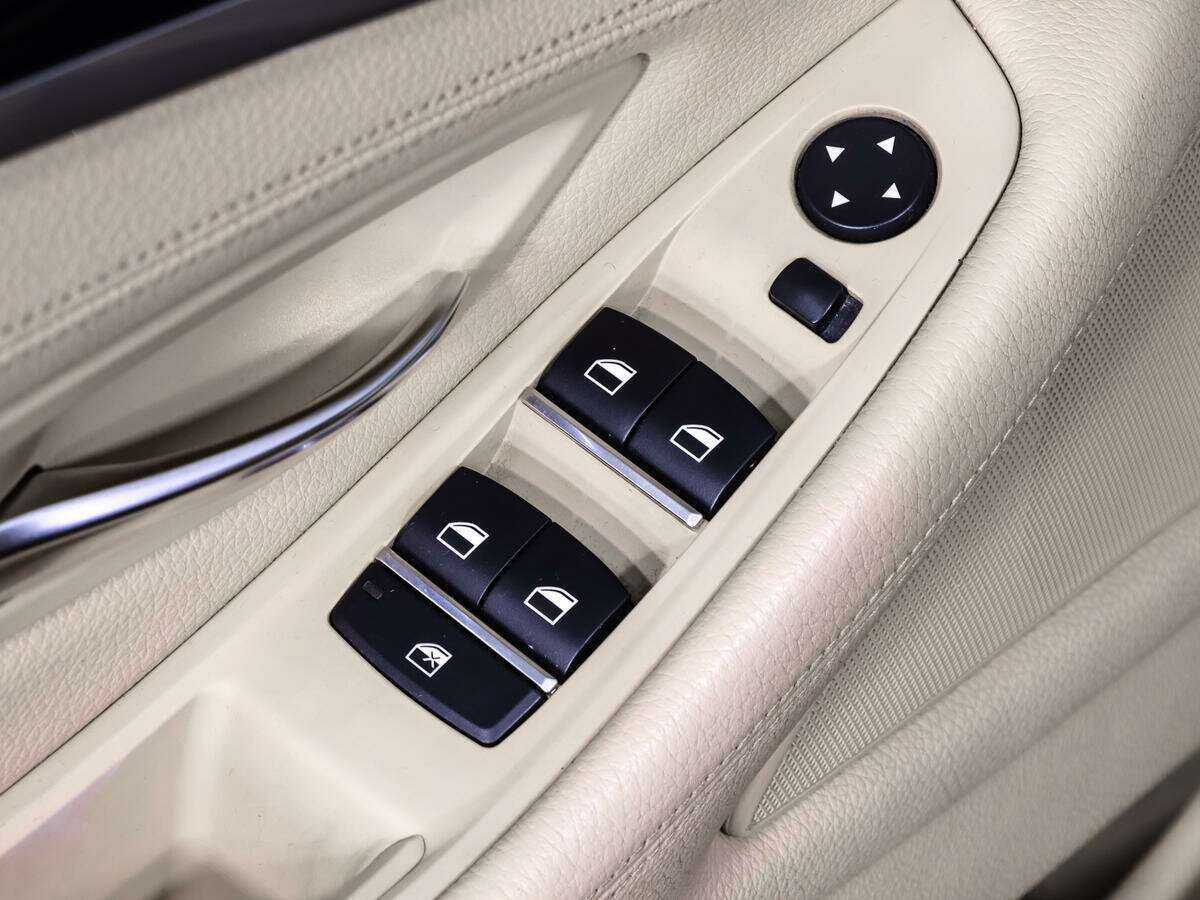 BMW 5 серии б/у, 2012, Автоматическая. Фото: #21