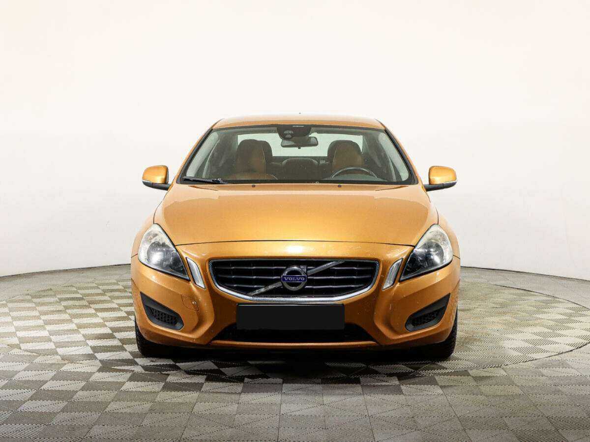 Volvo S60 б/у, 2012, Автоматическая. Фото: #1
