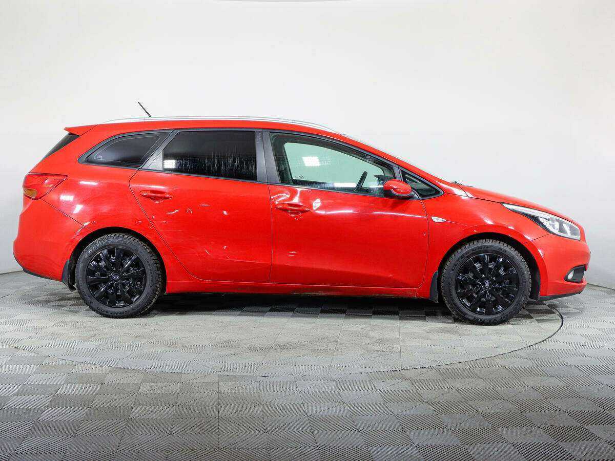 Киа Сид б/у, 2015, Механическая. Фото: #3