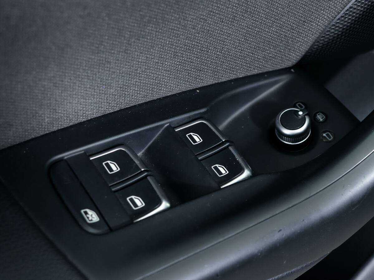 Audi Q3 б/у, 2012, Роботизированная. Фото: #12